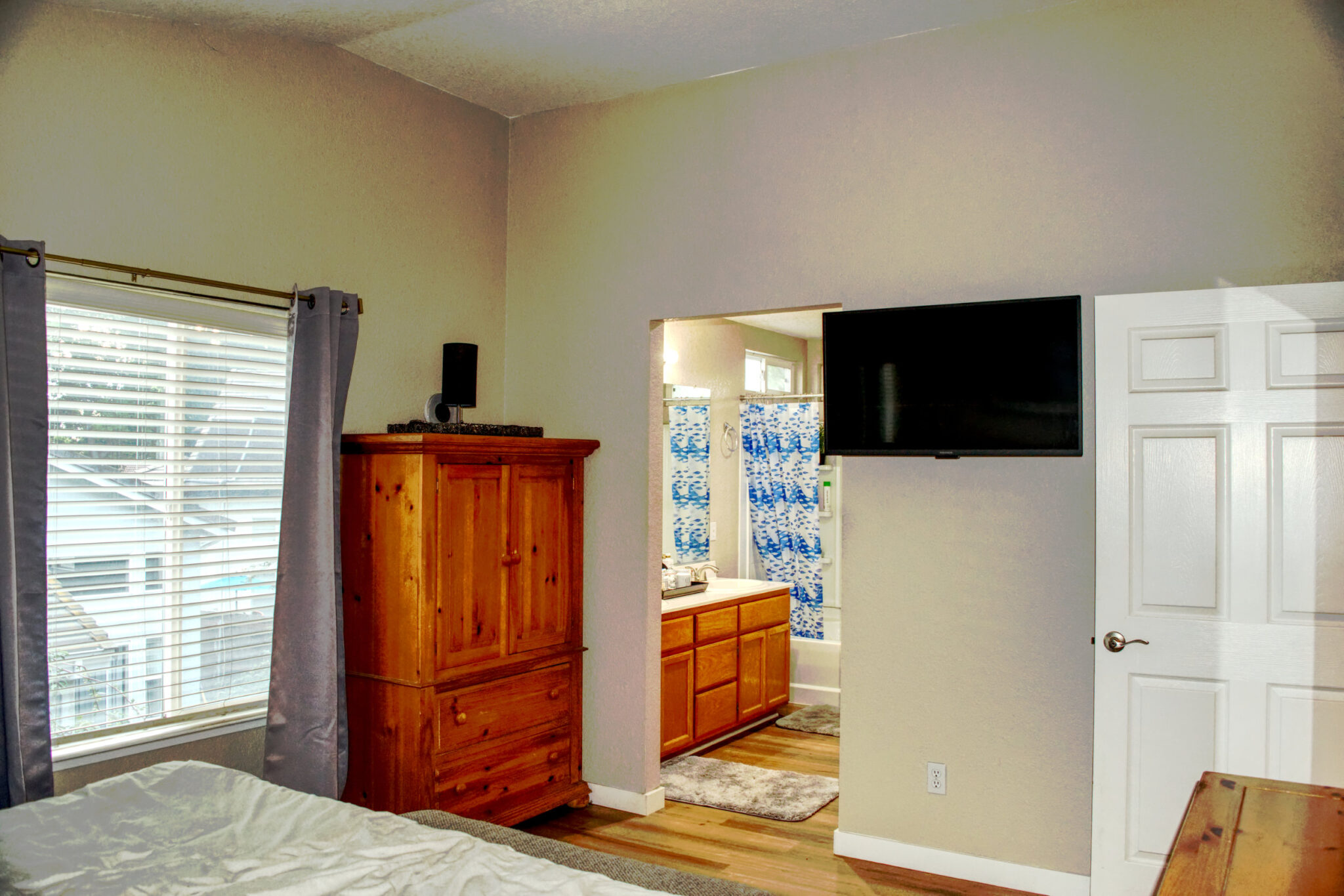 MasterBed2
